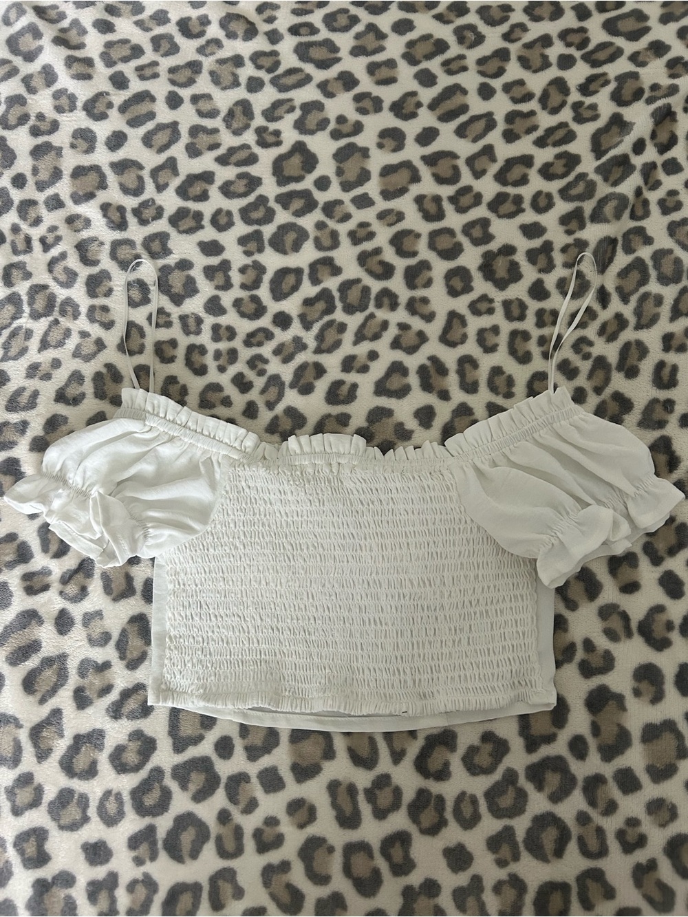 Small White Off-Shoulder Ruffle Crop Top - Picture 2 of 3